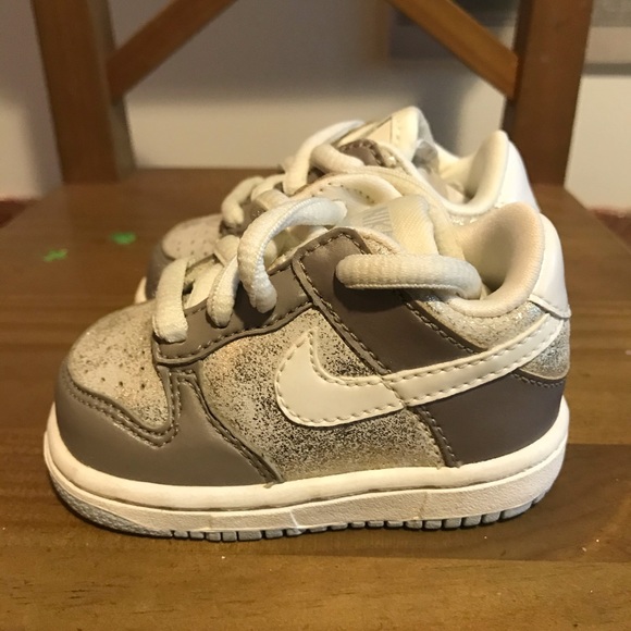 Nike Dunk Low size 2C Infant Ultra Rare - Picture 2 of 7